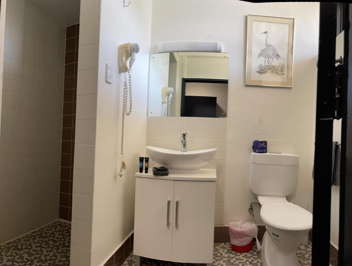 Jumbuck Motor Inn - Pool - Pet Friendly Section - King Beds Longreach Eksteriør bilde